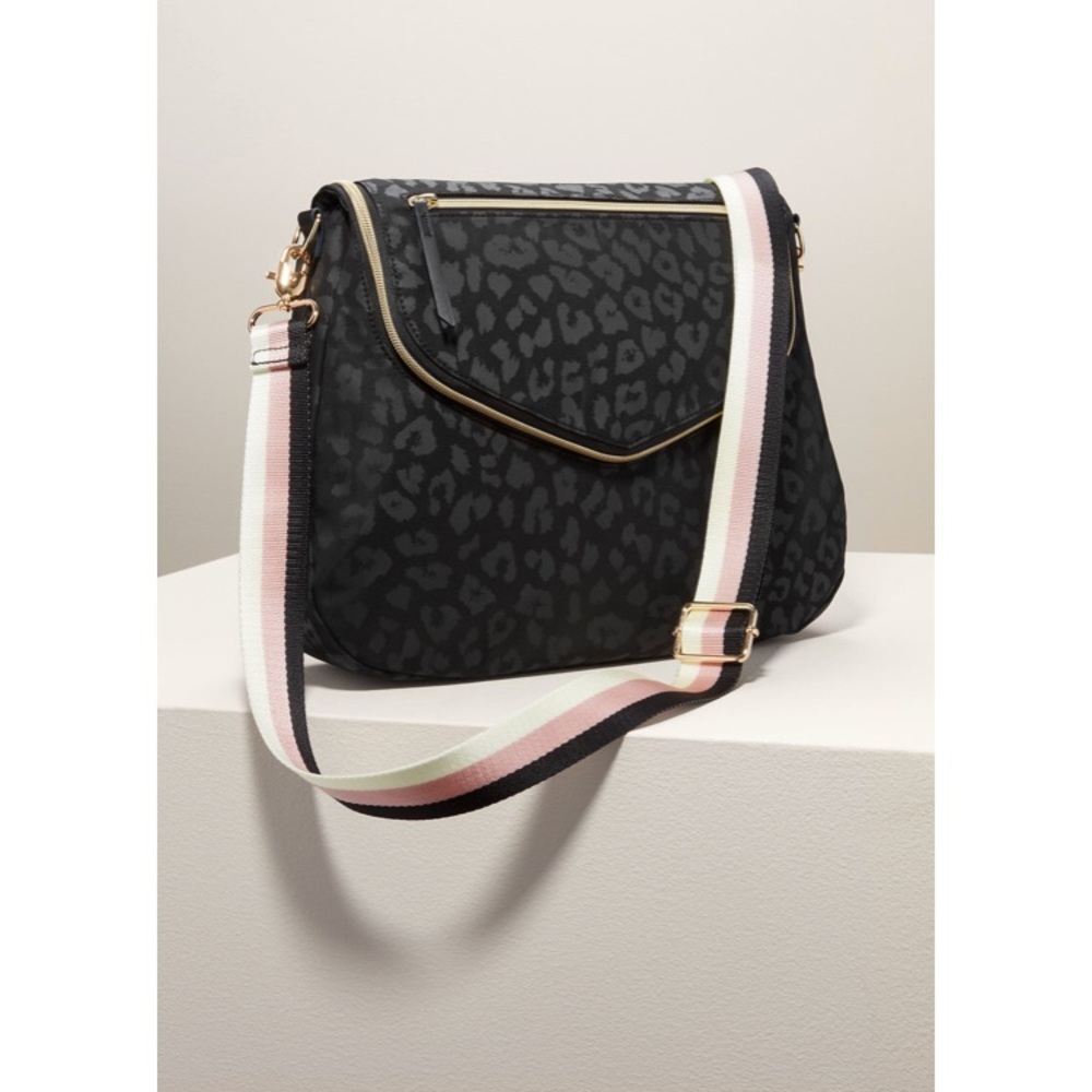 Brand new Stella & Dot Lady Boss Hobo